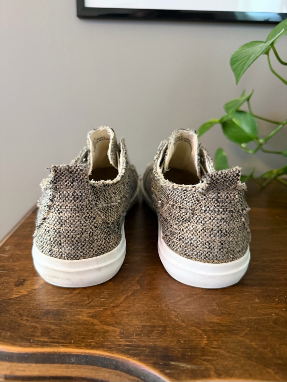 Corkys Babalu Taupe Frayed Slip-On Canvas Sneakers. Size 9 - Picture 3 of 8